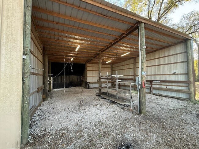 Building Photo - 17 Timberwood Ct