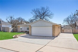 Building Photo - 12757 Lake Conroe Hills Dr