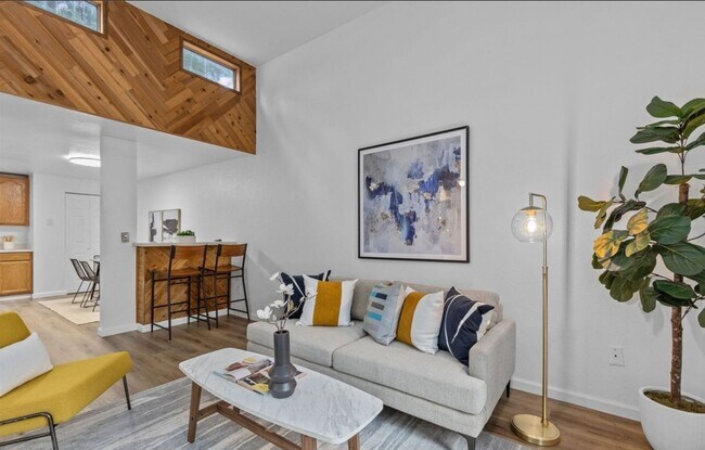 Foto del edificio - Welcome Home to Light-Filled Comfort in a ...