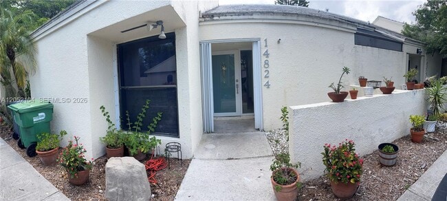 Building Photo - 14824 SW 124th Ct