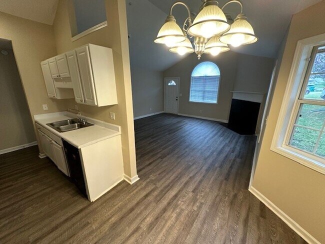 Building Photo - BELOW MARKET RENT!