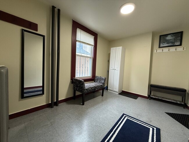 Building Photo - 51 Front St