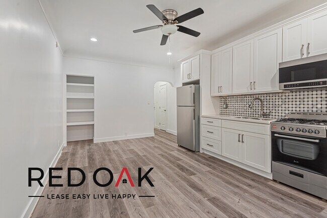 Foto del edificio - 706 N St Andrews Pl