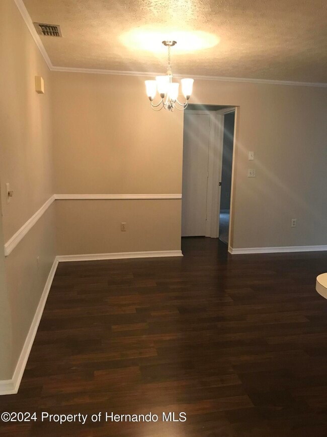 Building Photo - 2377 Arlee Ln