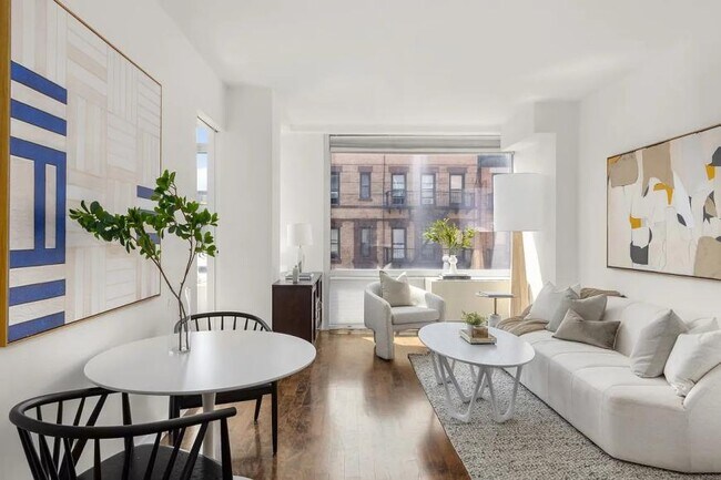 Building Photo - 1 bedroom in New York NY 10009