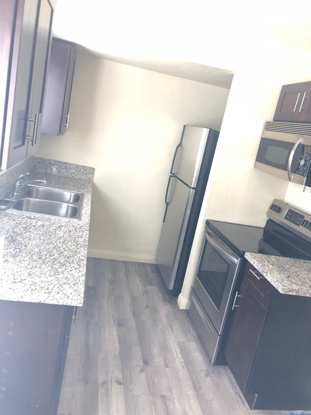 2625 S Van Patten St Unit 05, Las Vegas, NV 89109 - Room for Rent in ...