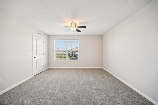 Interior Photo - The Square at Latham Park