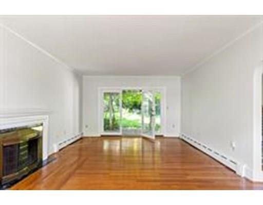 Foto del edificio - 82 Beacon St