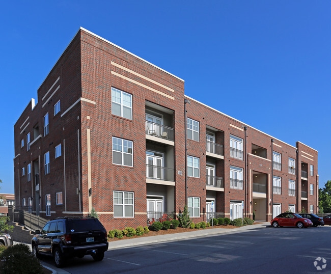 Greenway at Fisher Park Apartments Greensboro, NC