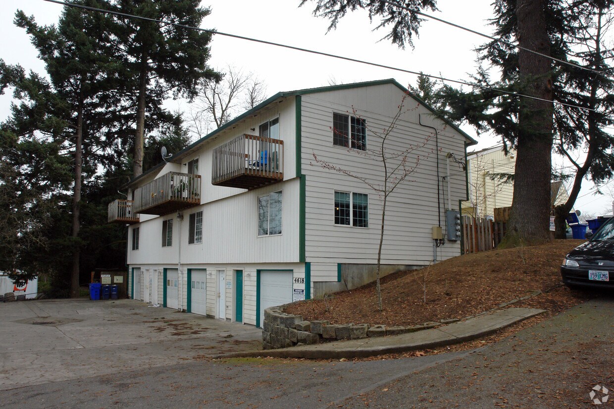 Foto principal - 2 Parkrose 4 Plexes