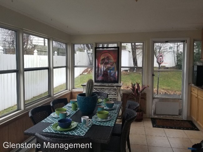Building Photo - 4 br, 2 bath House - 36 Lawncrest Road,