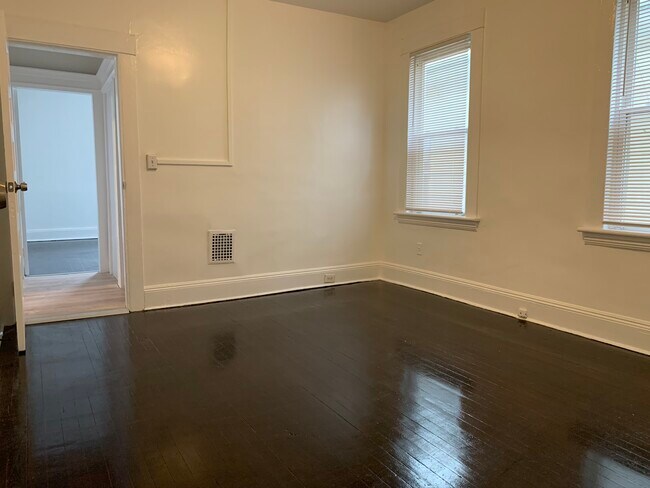 Foto del edificio - 595 Capitol Ave