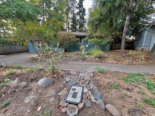 Building Photo - 3060 Onyx St