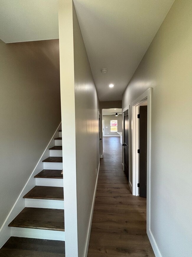 Building Photo - 3131 Linden Ave