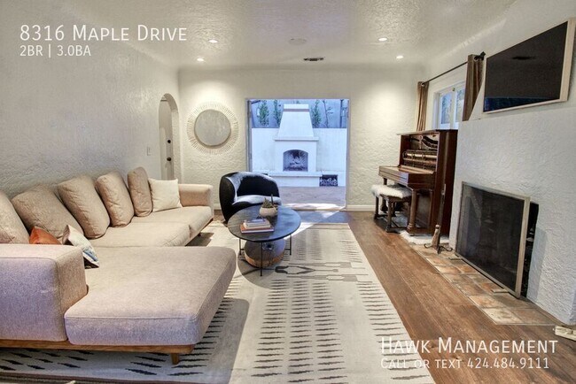 Foto del edificio - 8316 Maple Dr