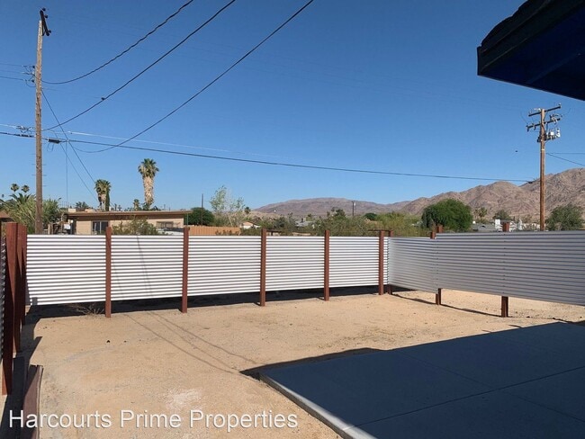 Building Photo - 6095 Lupine Ave