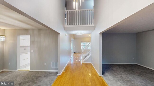 Foto del edificio - 202 Lakeside Loop