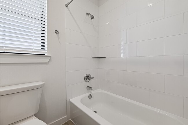 Building Photo - 3216 Loam Ln