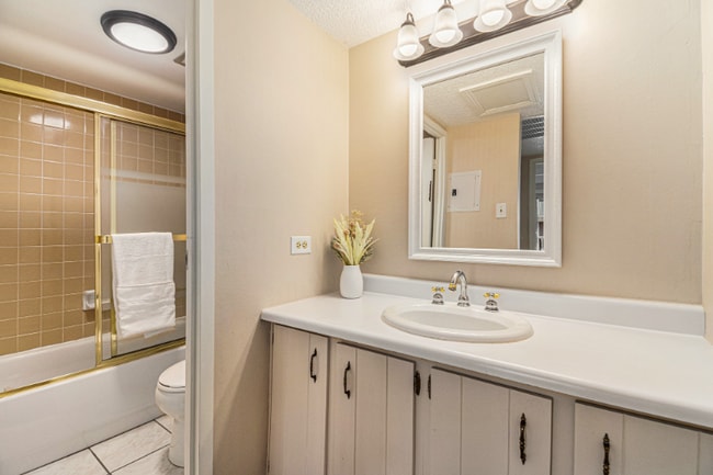 Building Photo - 8060 E Girard Ave