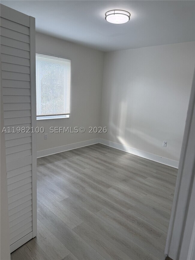 Foto del edificio - 10384 SW 173rd St