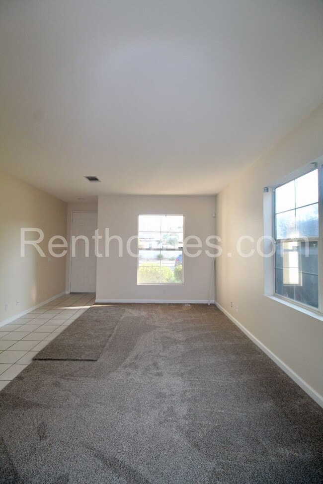 Building Photo - 1120 Camino Del Rey