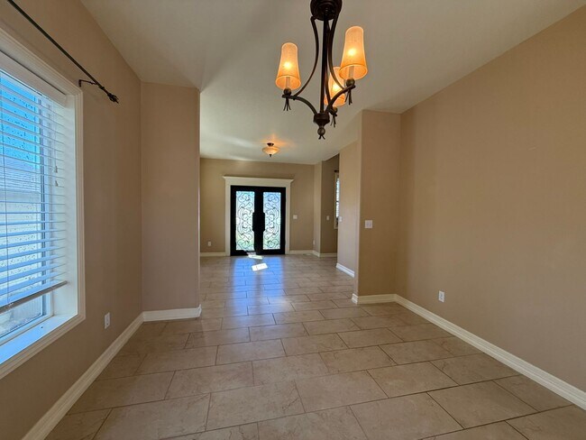 Building Photo - 4 Bedroom Home For Rent In The Dalles