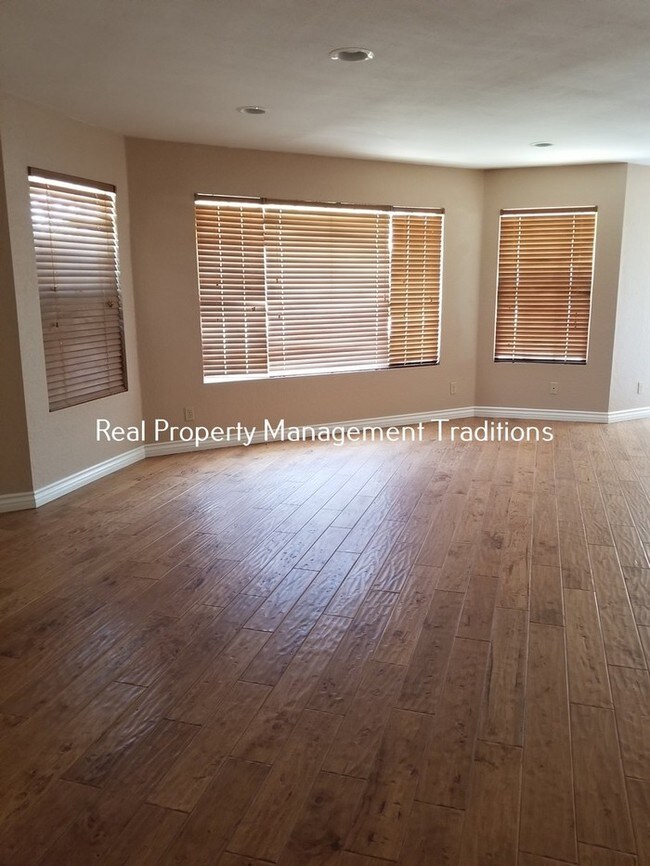 Building Photo - Large Ranch Style house with Horse Facilities