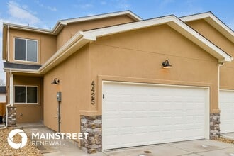 Building Photo - 4425 Light View