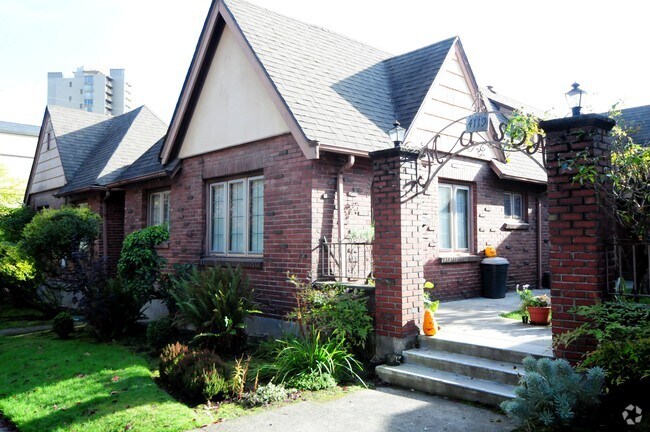 Foto del edificio - 4119 E Blaine St
