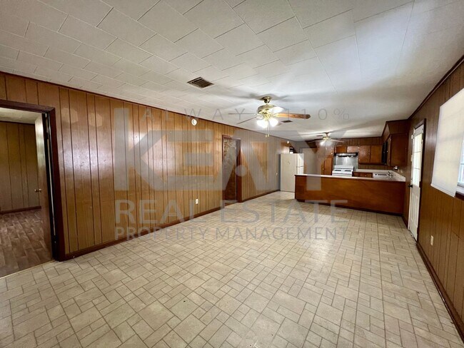 Foto del edificio - Four Bedroom Rental Home in Lafayette!