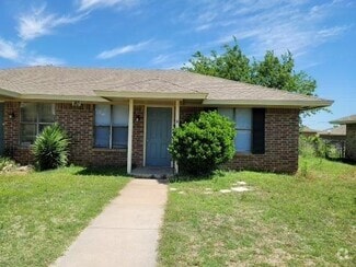 Building Photo - 80 Lori Dr