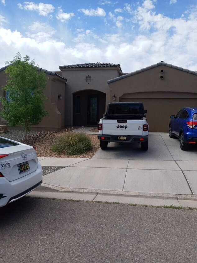Foto principal - FOUR BEDROOM-SINGLE STORY-RIO RANCHO