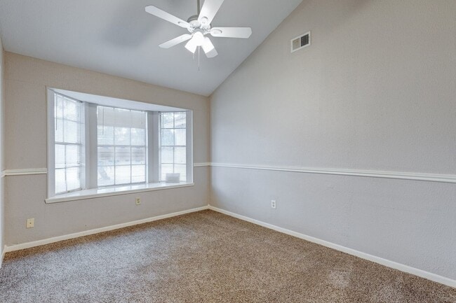 Foto del edificio - 5102 Parsley Ave