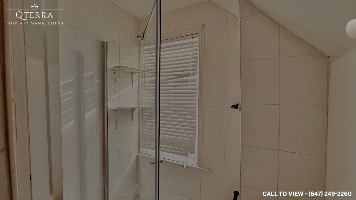 Photo du bâtiment - 10094 Yonge St