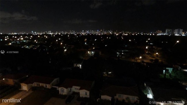 Foto del edificio - 2 br, 2 bath Condo - S Douglas Rd