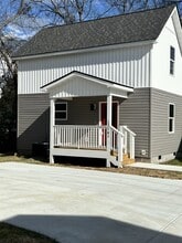 Building Photo - 1228 Sholar Ave