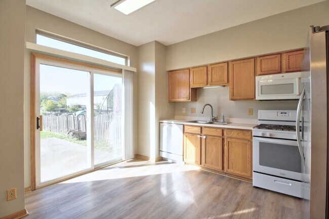 Building Photo - 21209 Duncan Ct