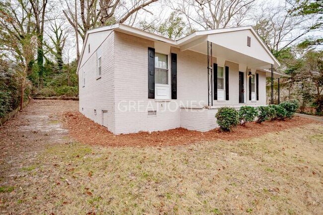 Building Photo - 1748 Emerson Ave