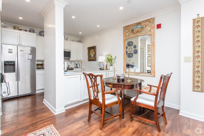 1BR, 1BA - 900SF - Saint Anne's Terrace Senior Living