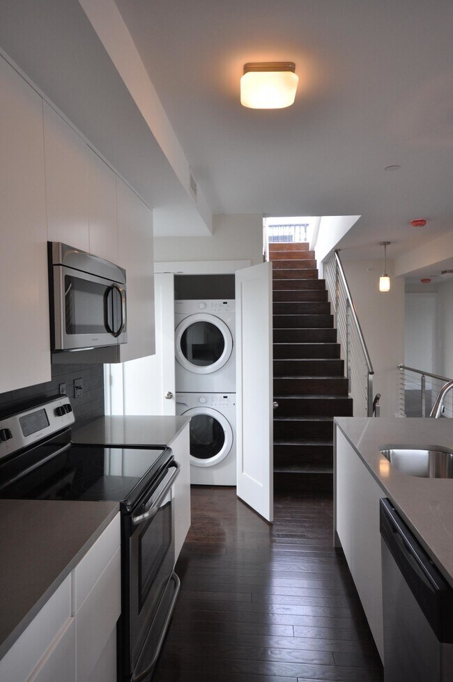 Foto del edificio - 659 Massachusetts Ave