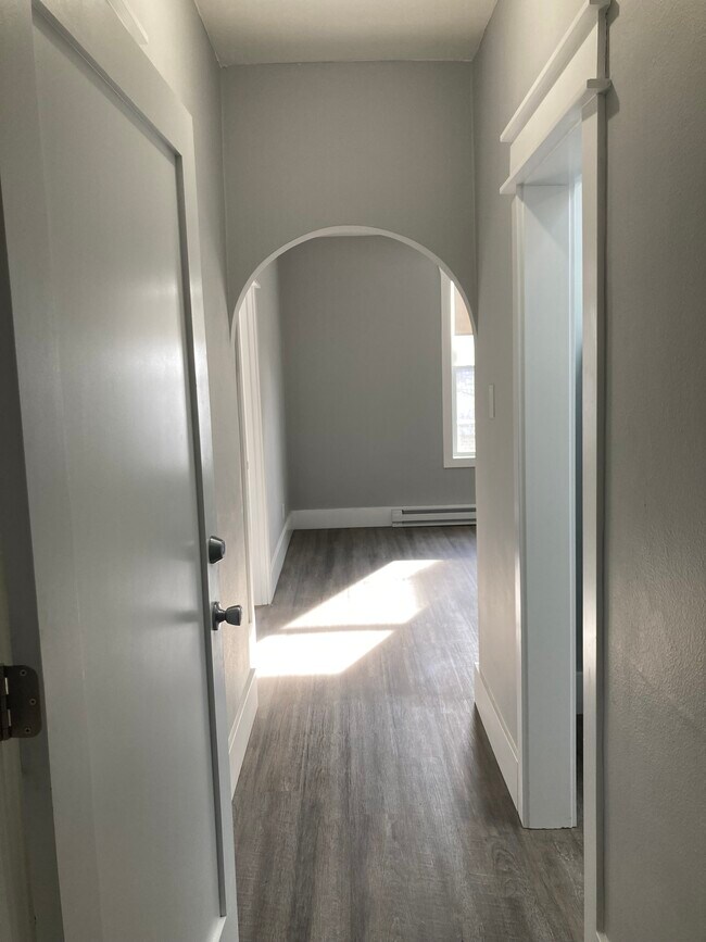 Entrada al apartamento - 231 2nd Ave NE
