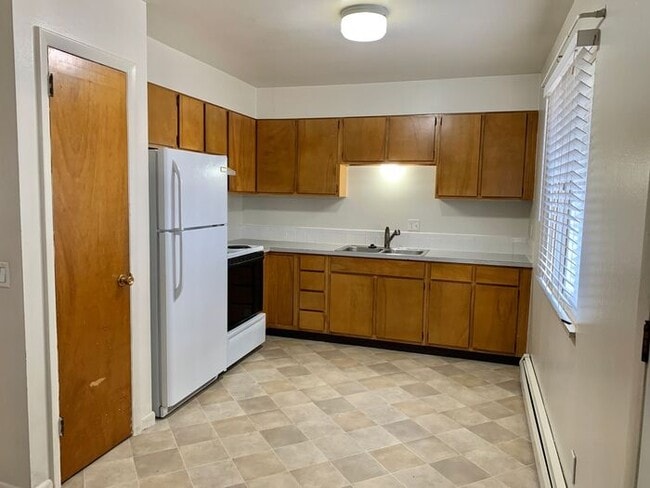 Foto del edificio - 2 Bed/ 1 Bath Apartment in Evans with Nearby Amenities. Trash/Gas/Water/Sewer: Included in Rent