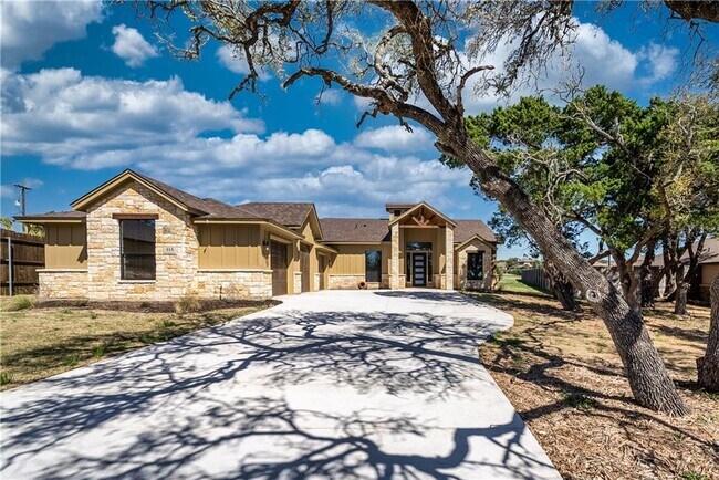 Building Photo - 315 Bluestem Cove