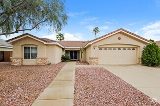 Building Photo - 3329 E Wahalla Ln
