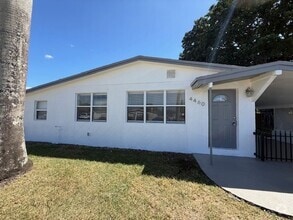 Building Photo - 4460 NW 59th Ct
