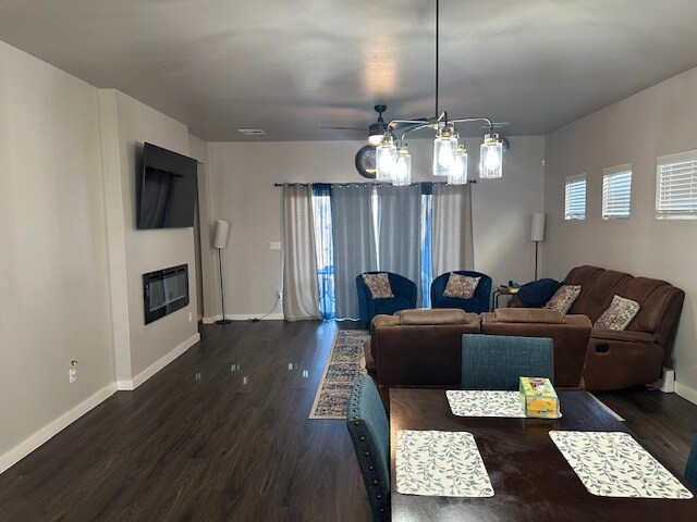 Foto del edificio - 533 NW 176th St