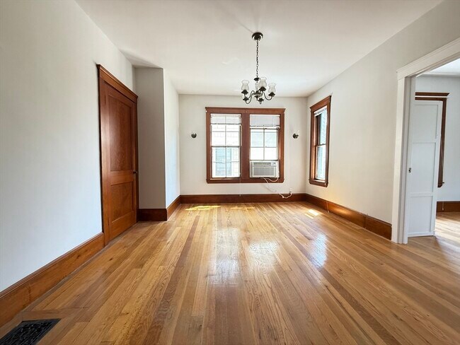 Foto del edificio - 35A Kingston St