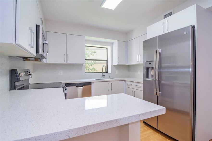 Photo - 491 Racquet Club Road Unit 212