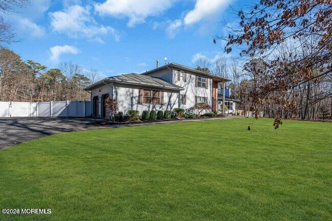 Foto del edificio - 60 Bowman Rd