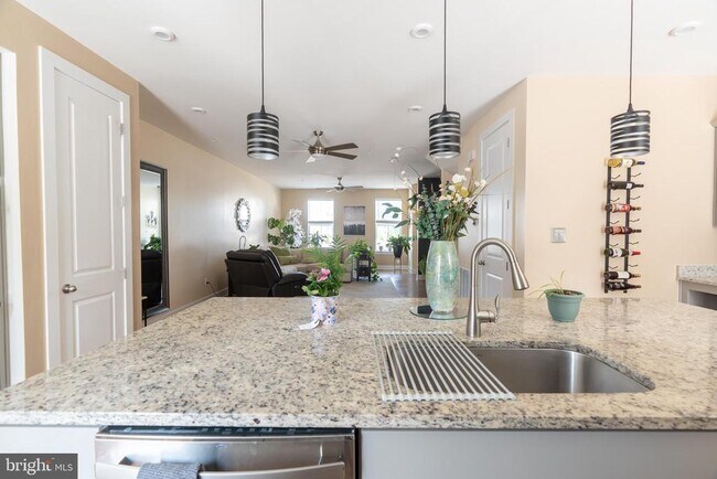 Foto del edificio - 1445 Honeylocust Dr
